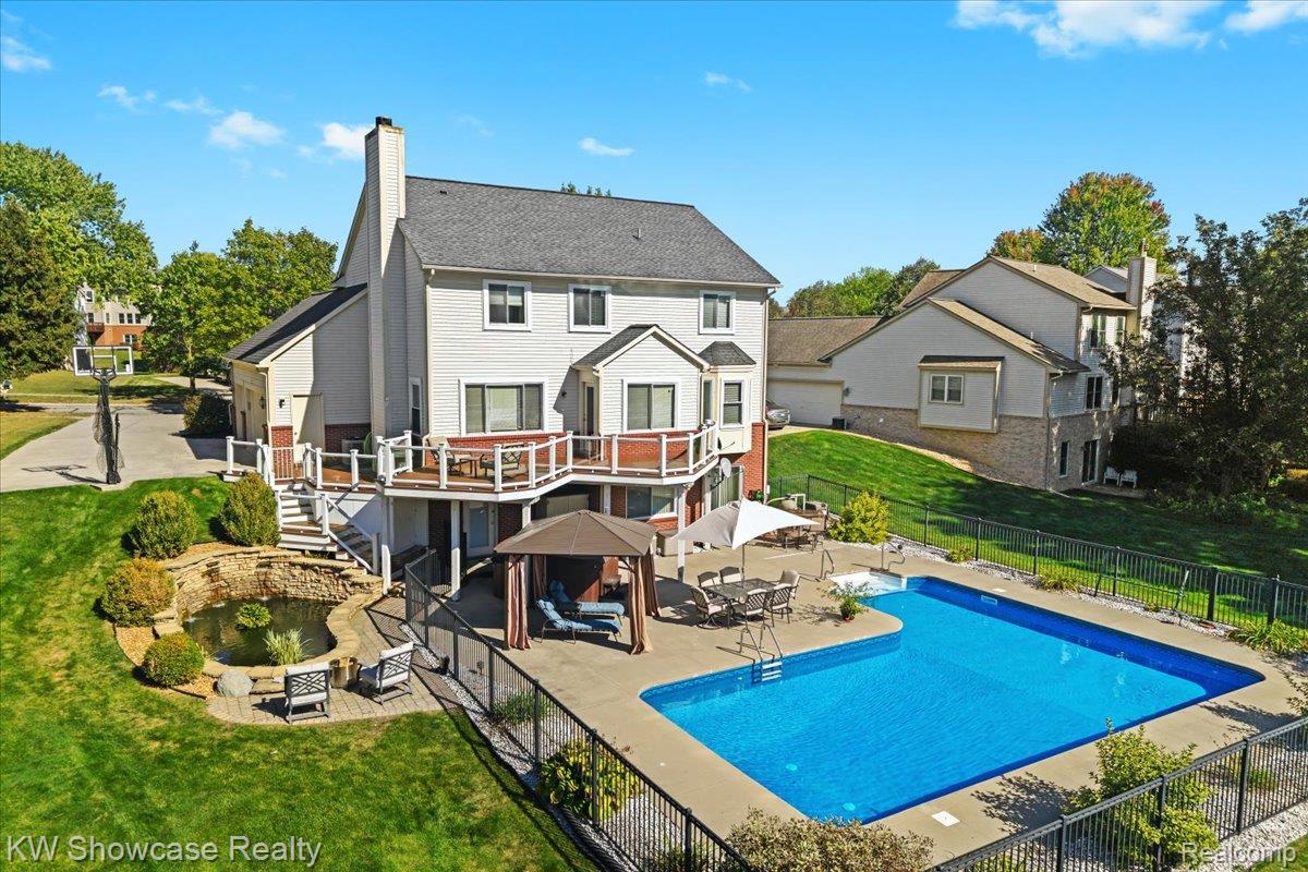4221 Warrington Drive