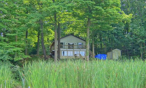 10749 Kings Lane Berrien Township MI 49103