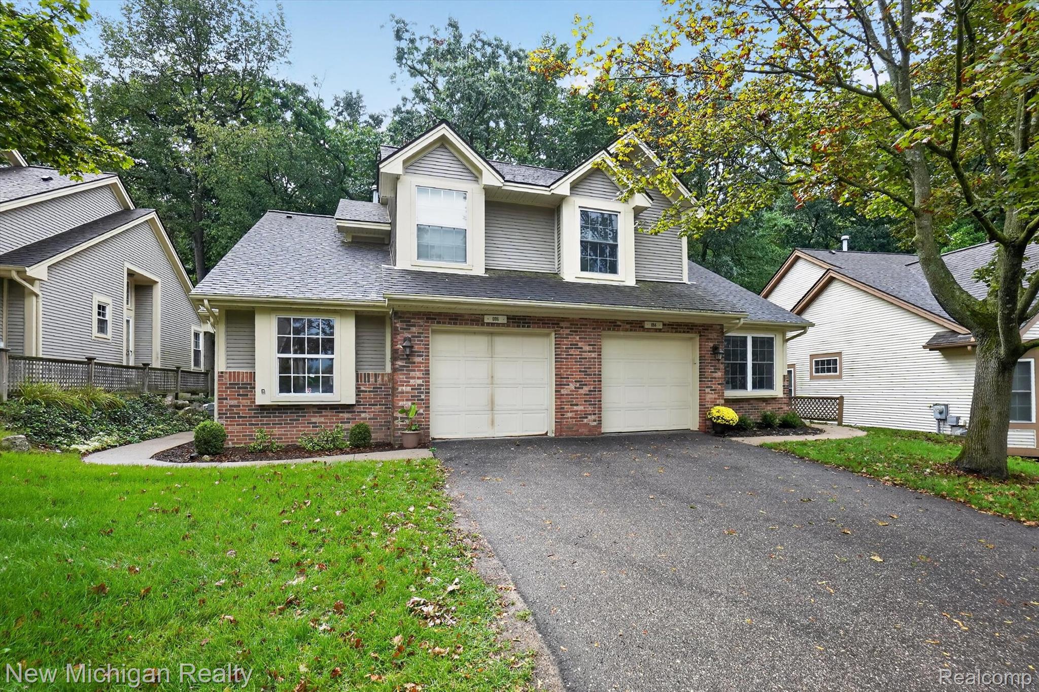 884 Whisperwood Trail