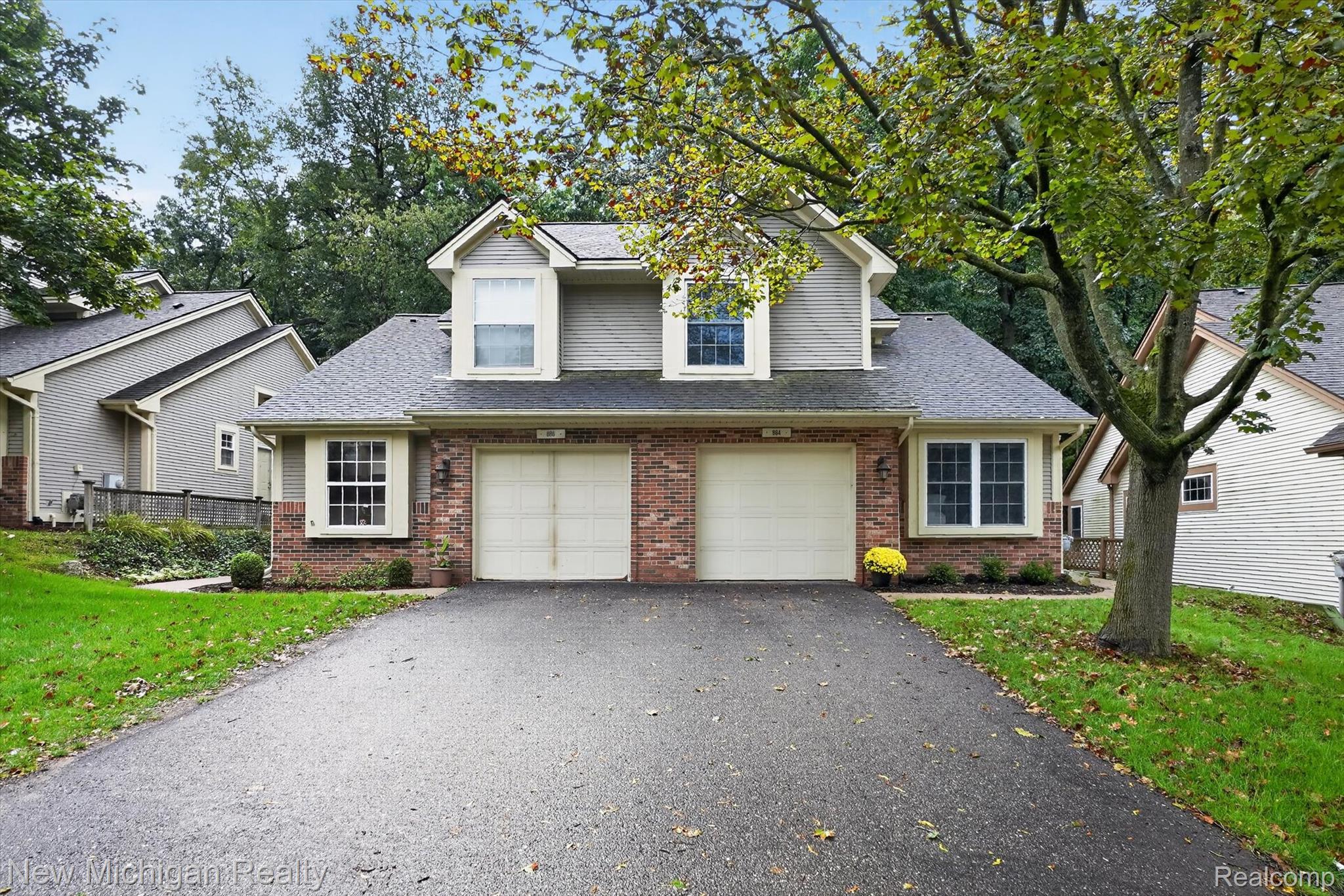 884 Whisperwood Trail