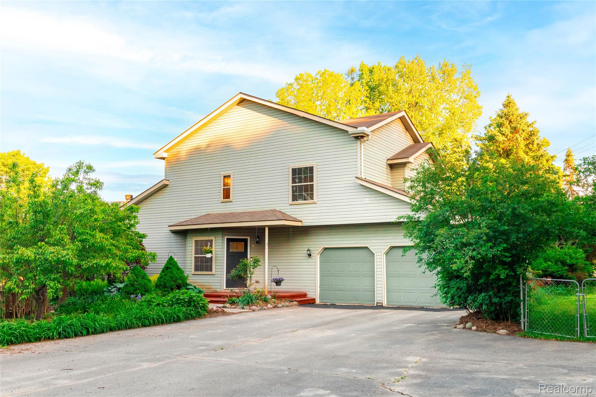 751 Lochaven Road