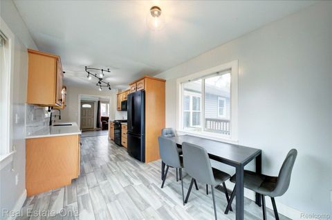 Tiny photo for 2293 Nichols Avenue, Grand Blanc Charter Township, MI 48507 (MLS # 20261021702)