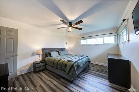 Tiny photo for 2293 Nichols Avenue, Grand Blanc Charter Township, MI 48507 (MLS # 20261021702)