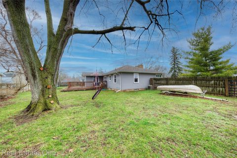 Tiny photo for 2293 Nichols Avenue, Grand Blanc Charter Township, MI 48507 (MLS # 20261021702)