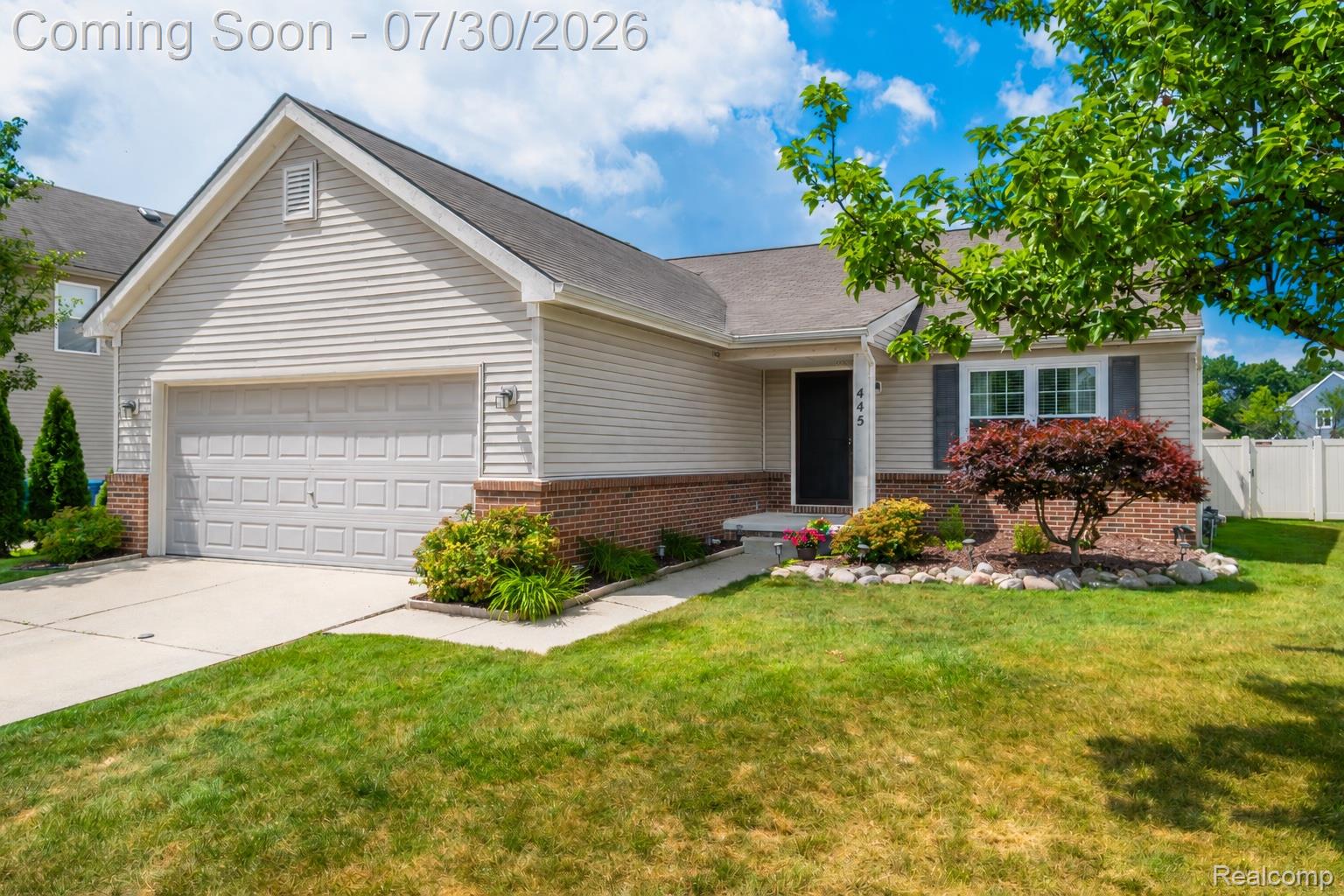 445 Lydia Lane