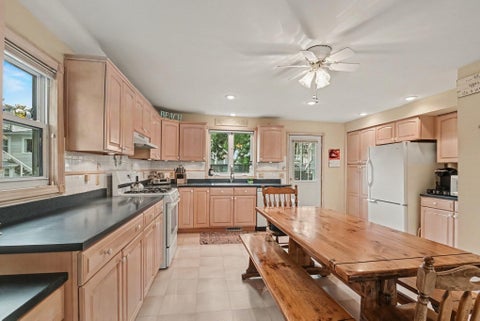 Tiny photo for 77 Park Avenue, South Haven City, MI 49090 (MLS # 69026044061)
