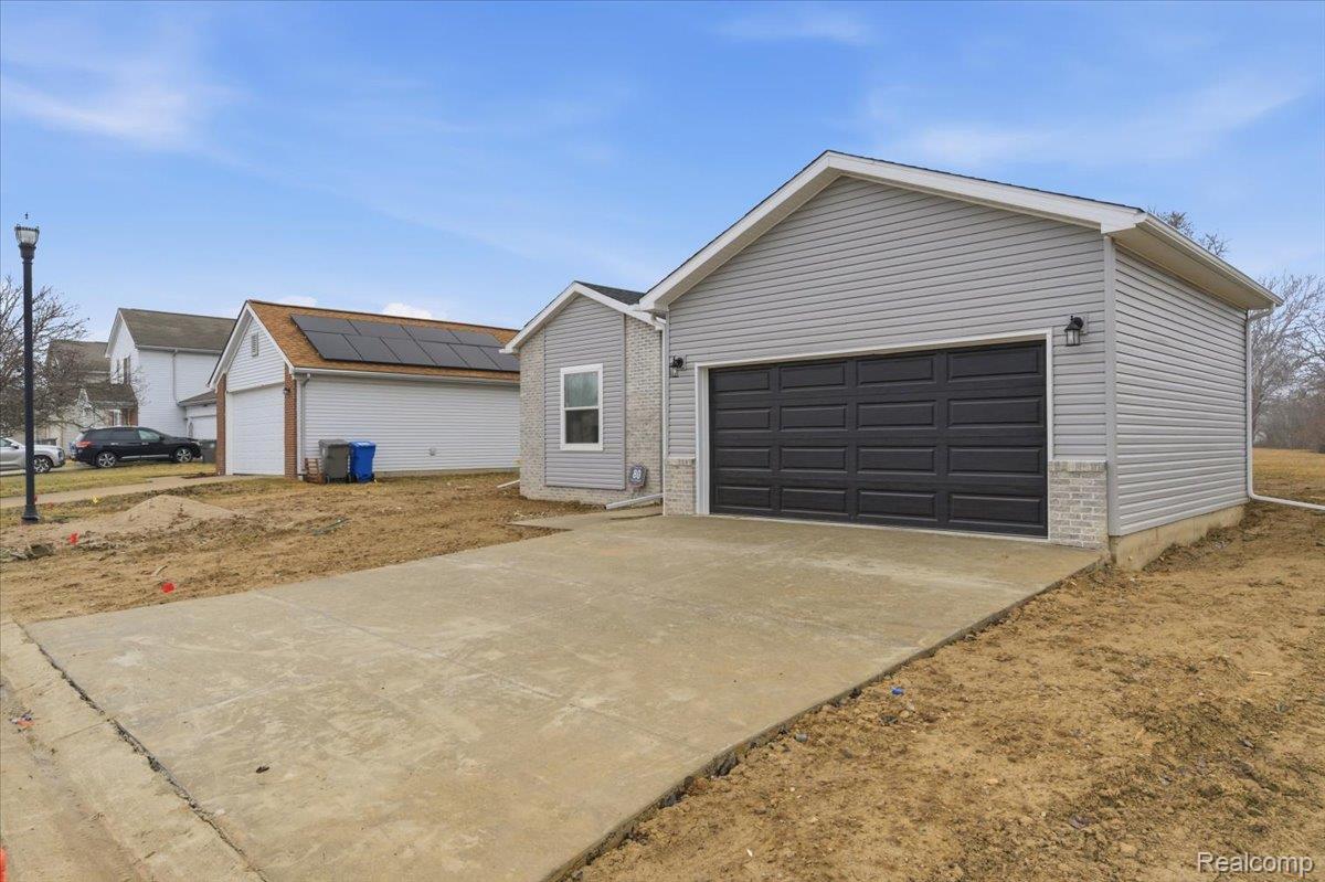 4332 Bridgeport Court