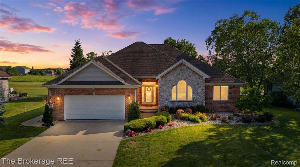 9120 Woodridge Drive