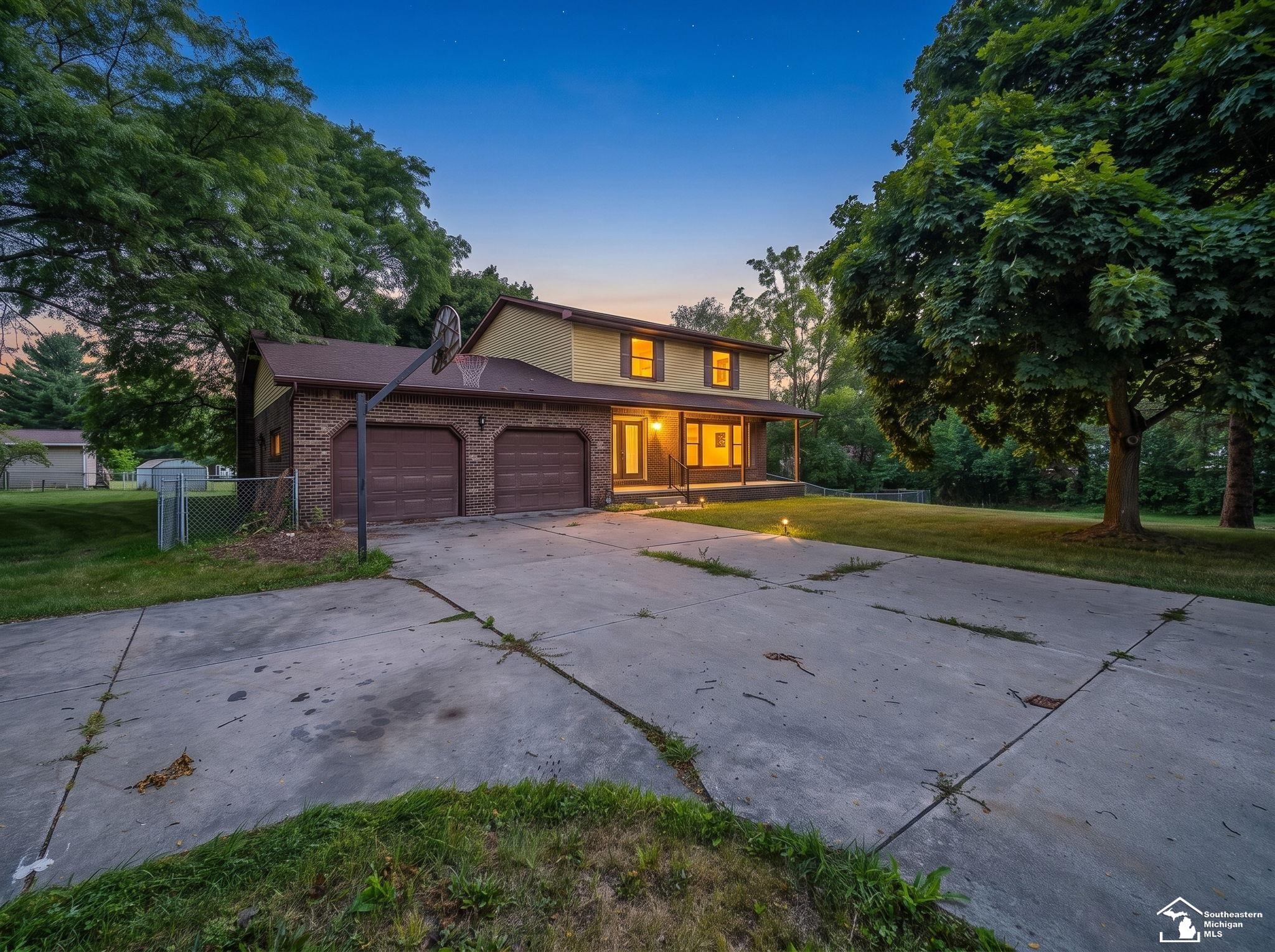 1902 S Raisinville Road