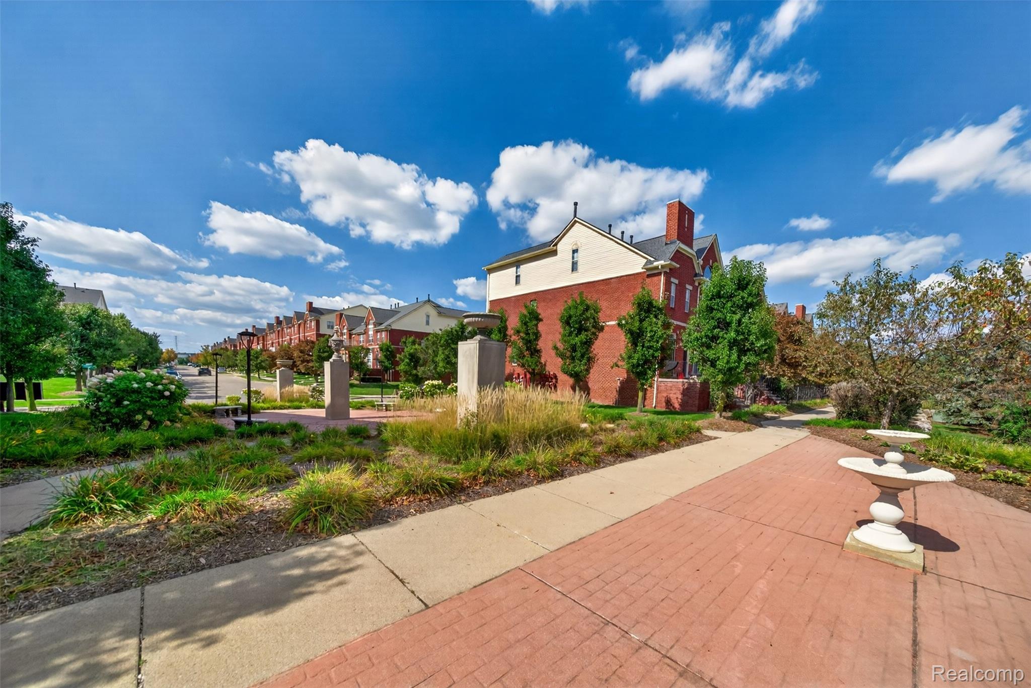 1450 Devon Lane 128