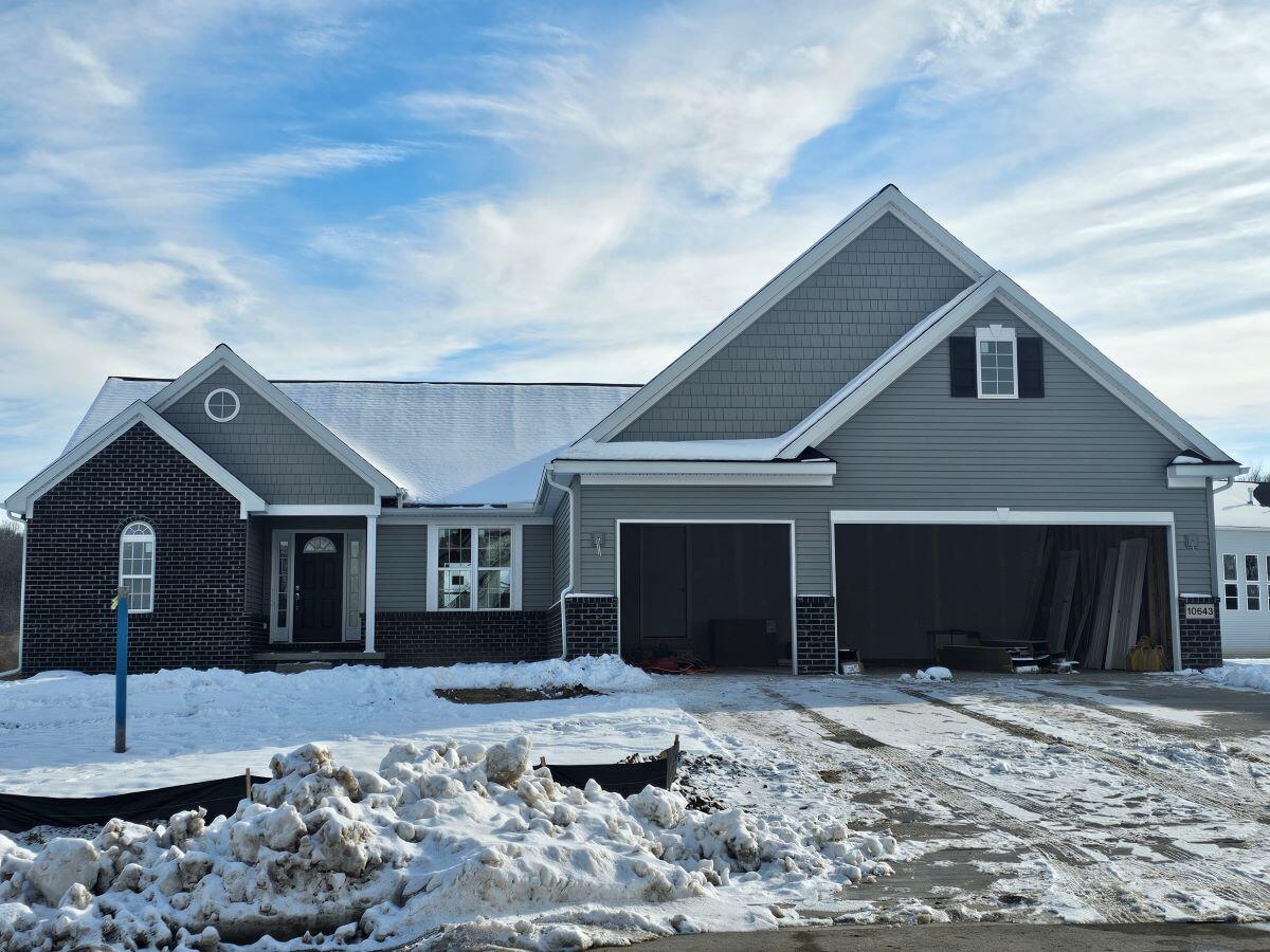 10643 Valley View Drive