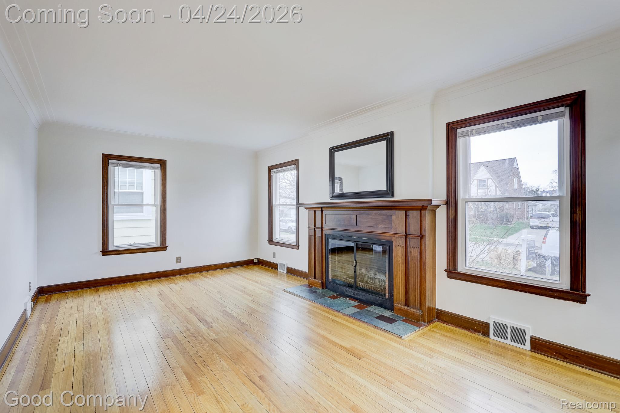 831 W Breckenridge Street