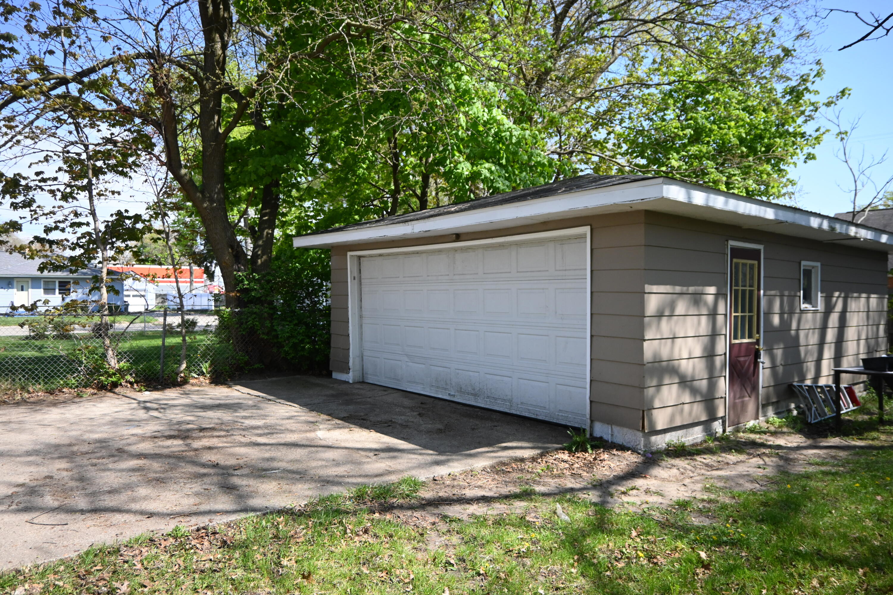 1181 Allen Avenue