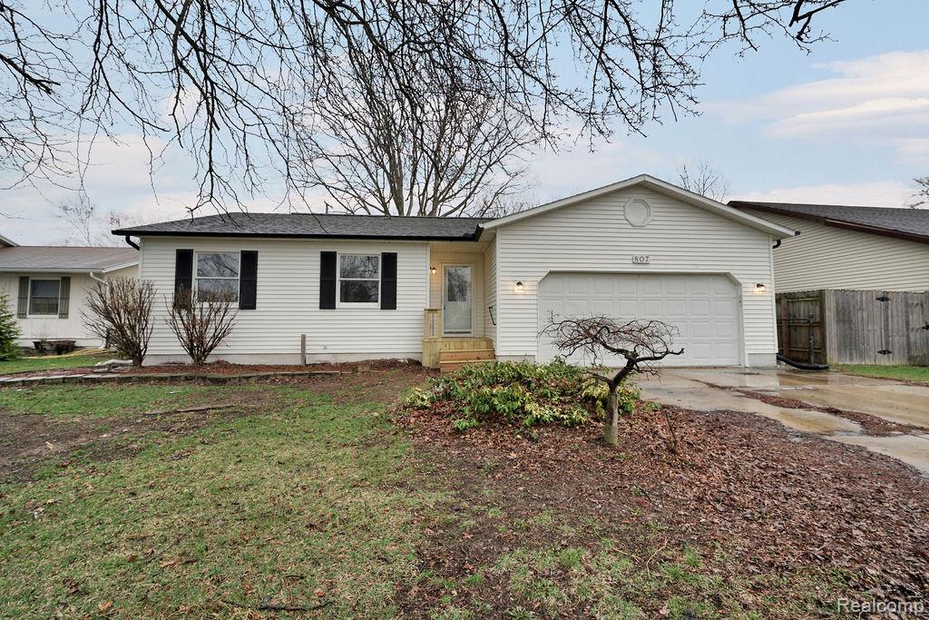 807 Saint Bernard Street