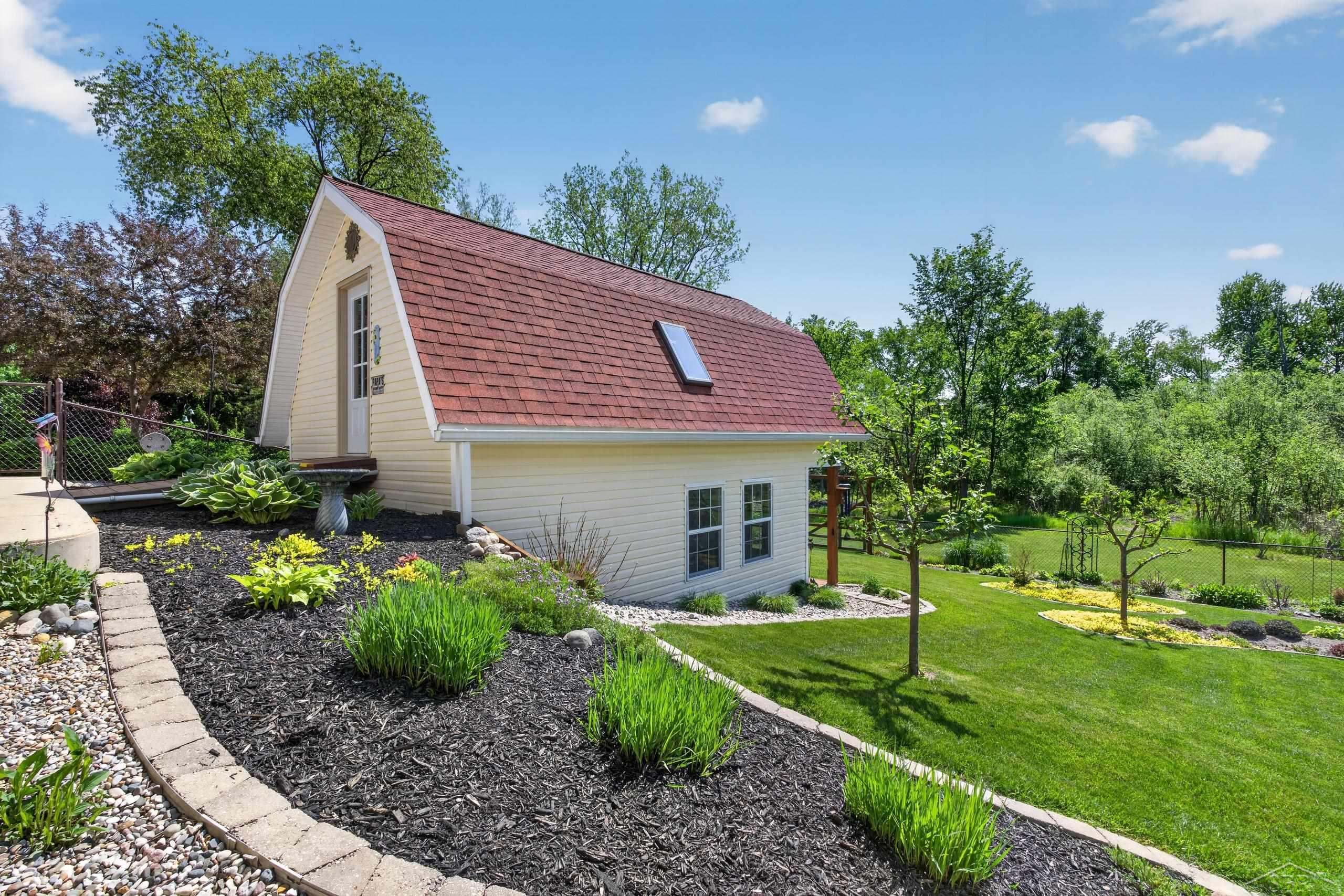 637 Riverview Court