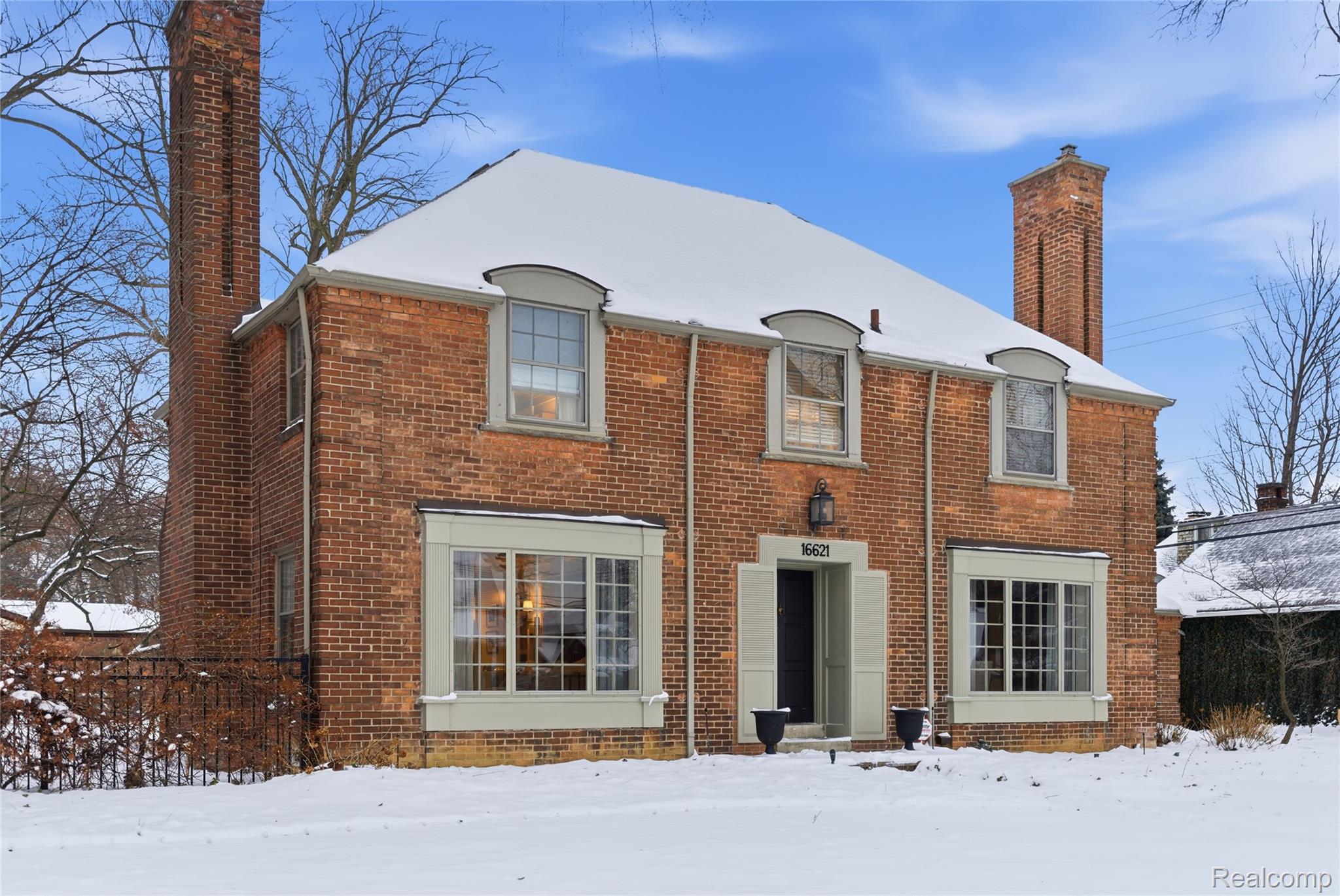 16621 Maumee Street