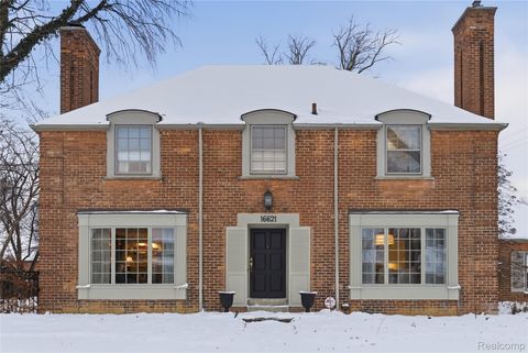 16621 Maumee Street Grosse Pointe Park City MI 48230