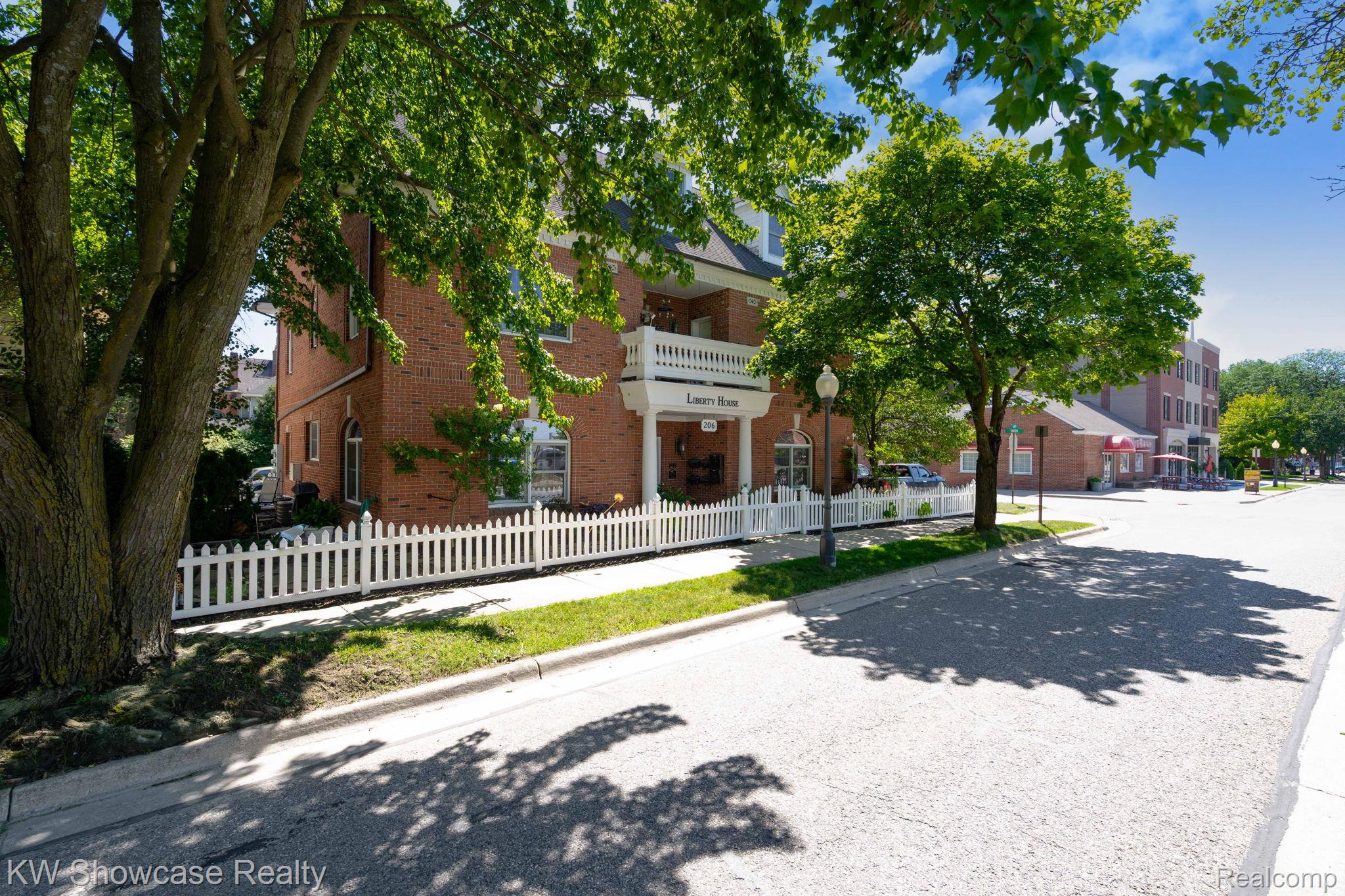 206 E Liberty Street