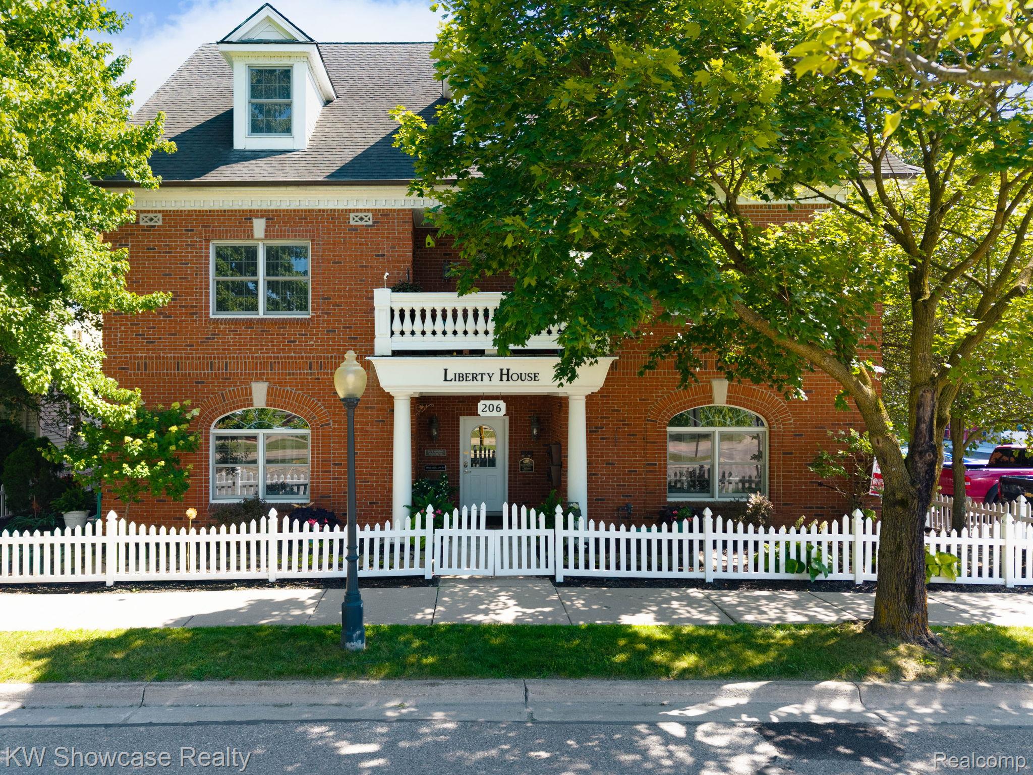 206 E Liberty Street
