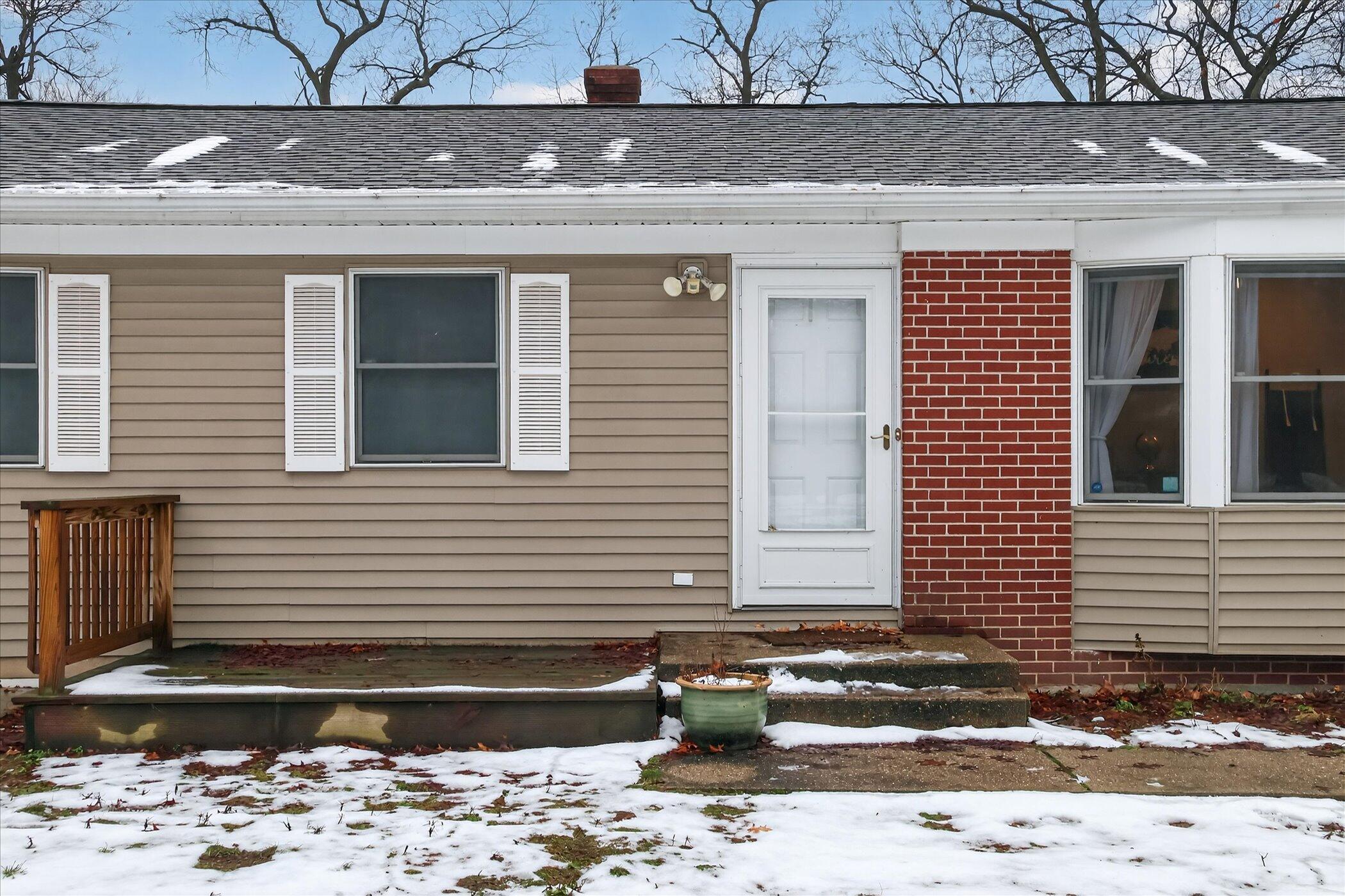 1950 Garret Drive NE