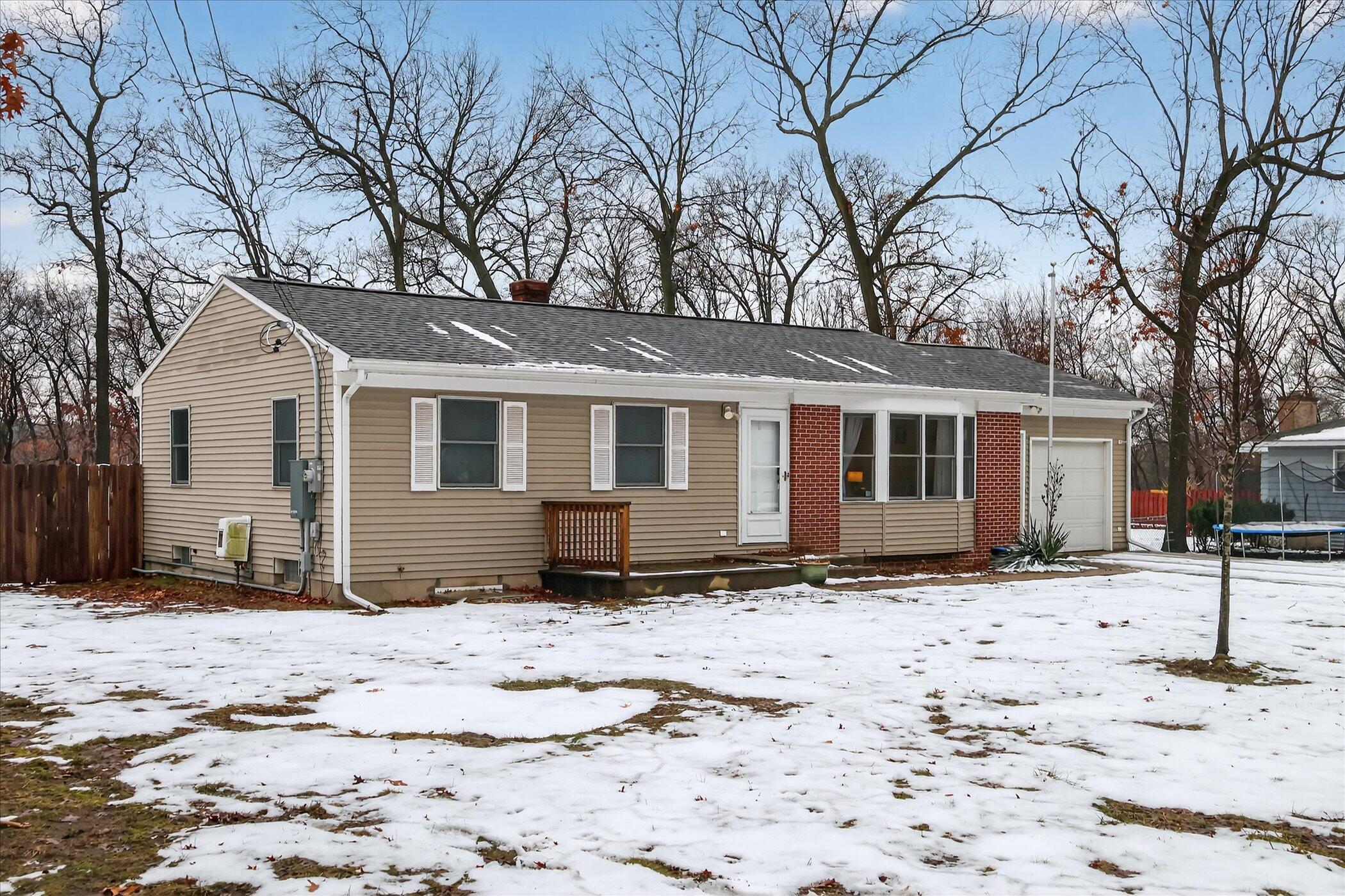 1950 Garret Drive NE