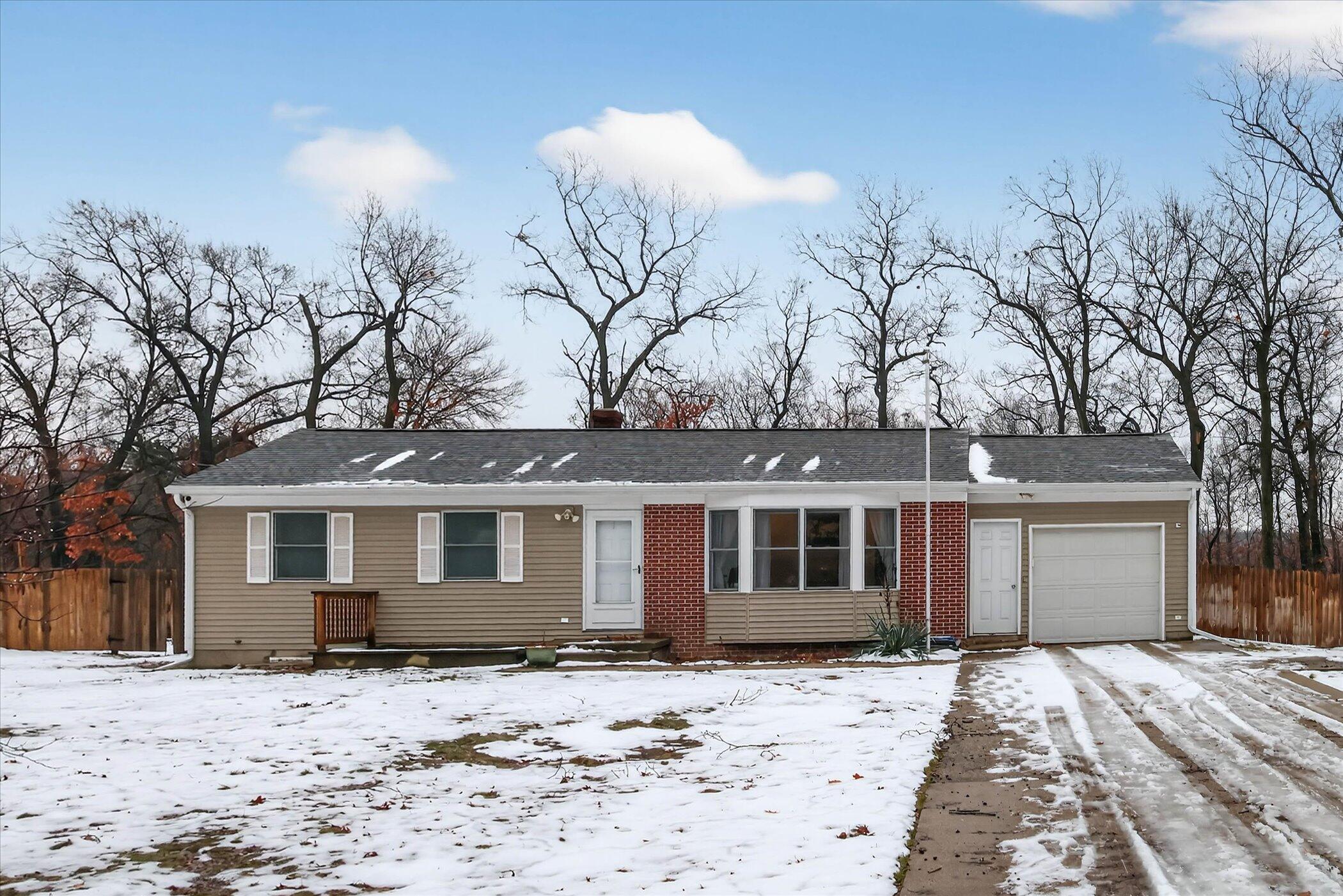 1950 Garret Drive NE