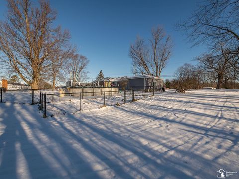 Tiny photo for 8485 S Stoney Creek Road, Frenchtown Township, MI 48117 (MLS # 57050199723)