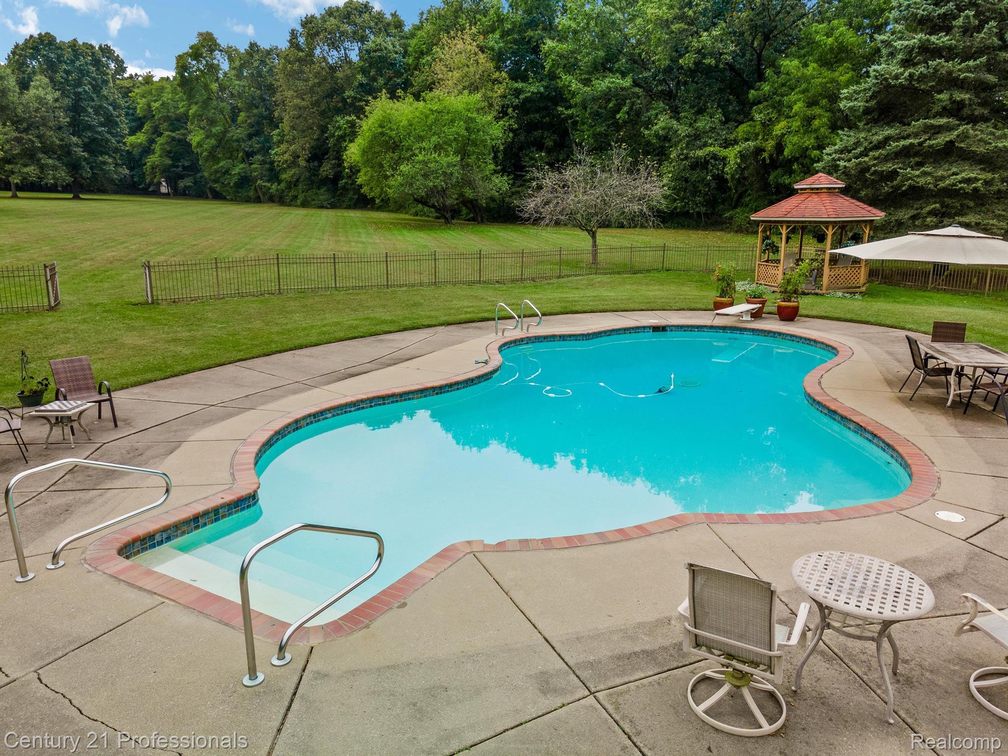 9601 KIER Road