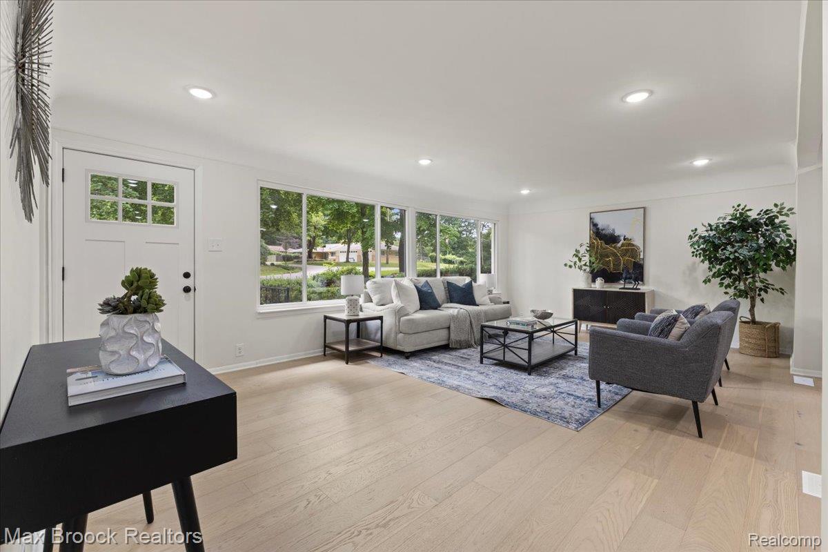 2265 Denby Drive