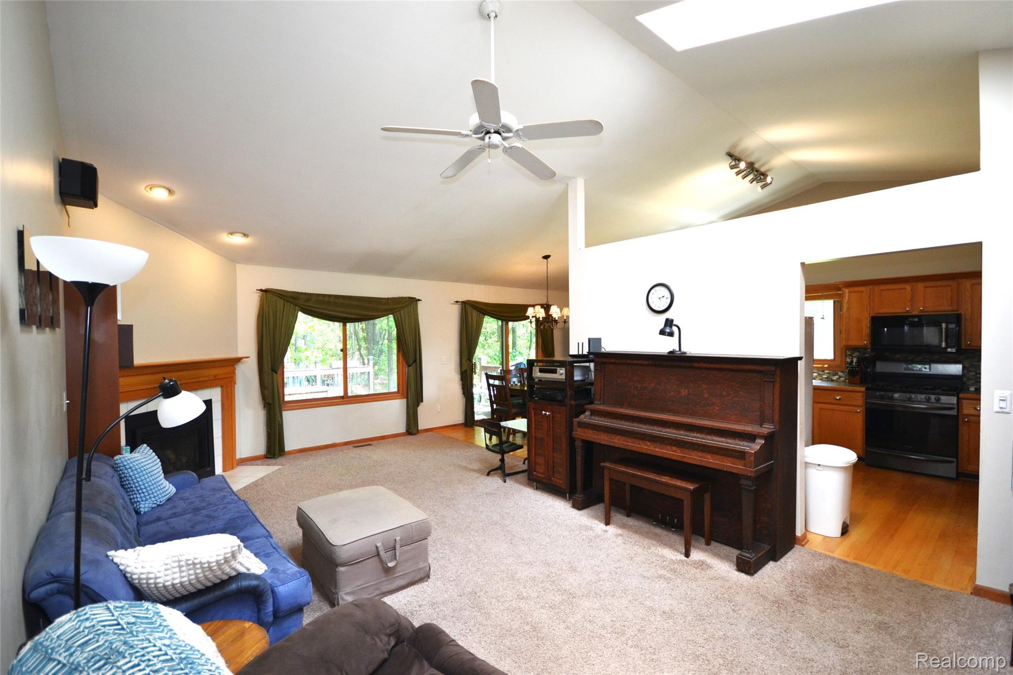 Springfield Charter Township, Michigan 48442, United States, 3 Bedrooms Bedrooms, ,2 BathroomsBathrooms,Residential,Active,149815