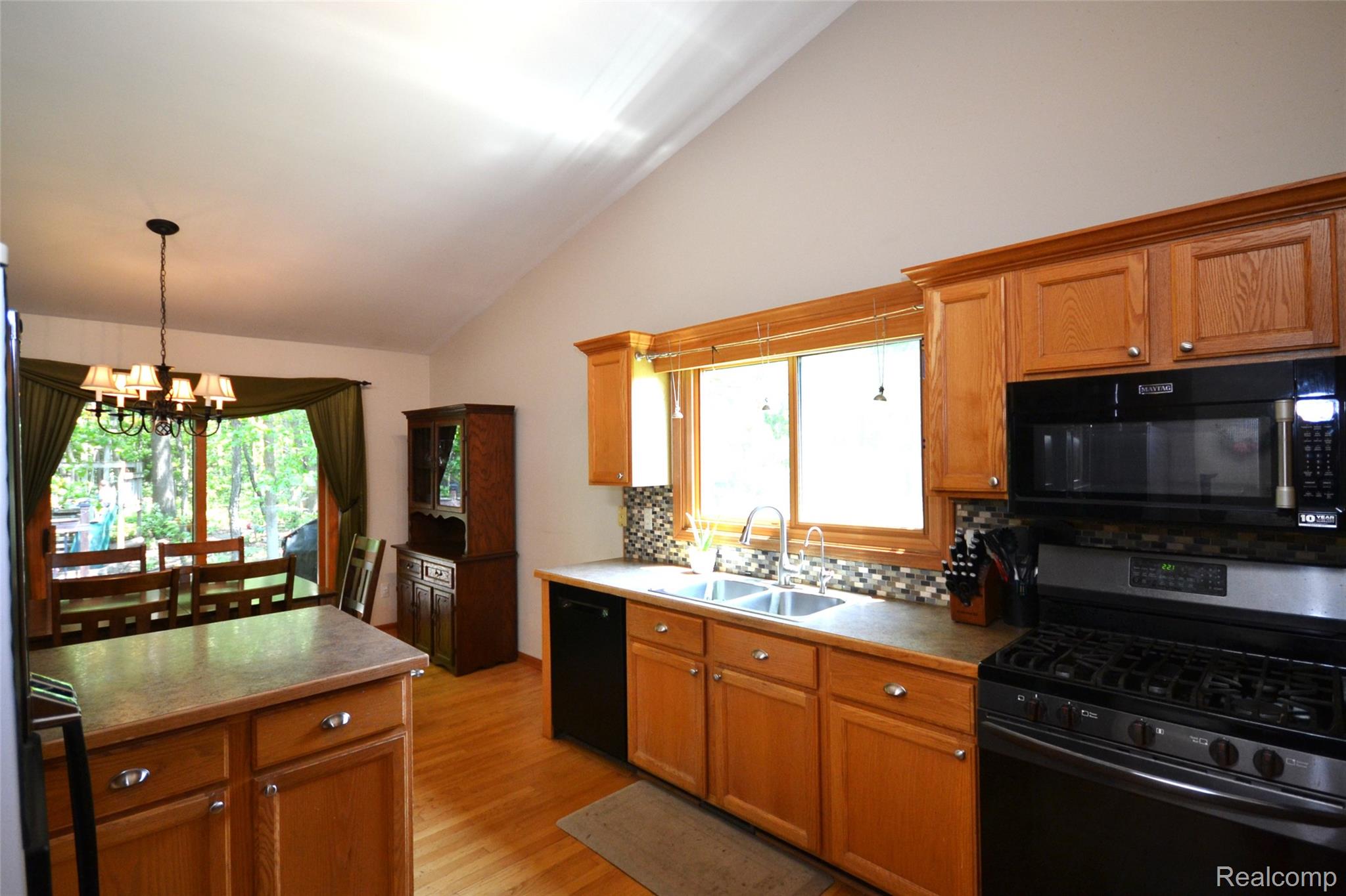 Springfield Charter Township, Michigan 48442, United States, 3 Bedrooms Bedrooms, ,2 BathroomsBathrooms,Residential,Active,149815