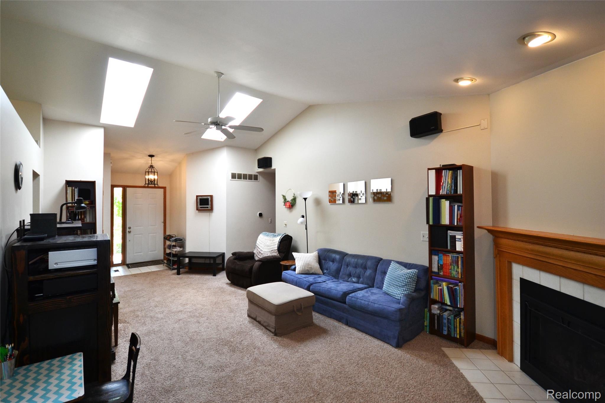 Springfield Charter Township, Michigan 48442, United States, 3 Bedrooms Bedrooms, ,2 BathroomsBathrooms,Residential,Active,149815