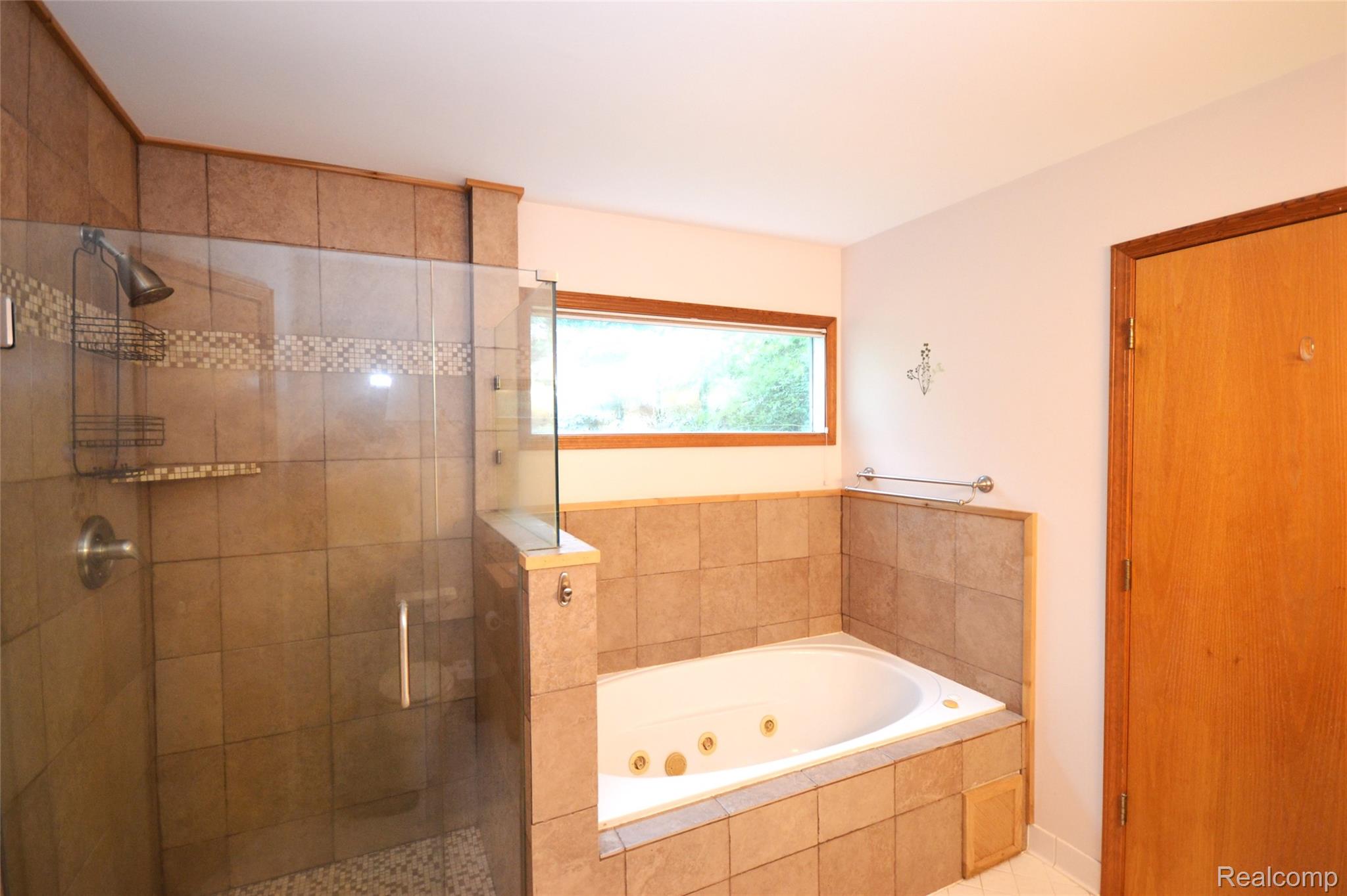 Springfield Charter Township, Michigan 48442, United States, 3 Bedrooms Bedrooms, ,2 BathroomsBathrooms,Residential,Active,149815