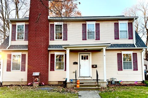 622 N 13th Street Niles City MI 49120