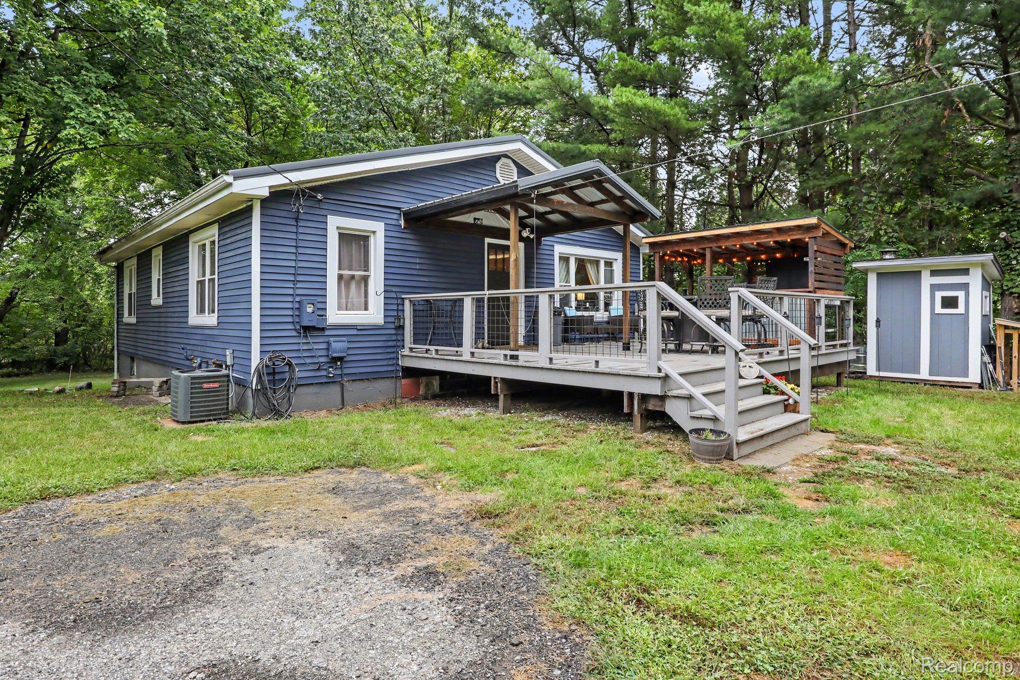4325 Lapeer Road