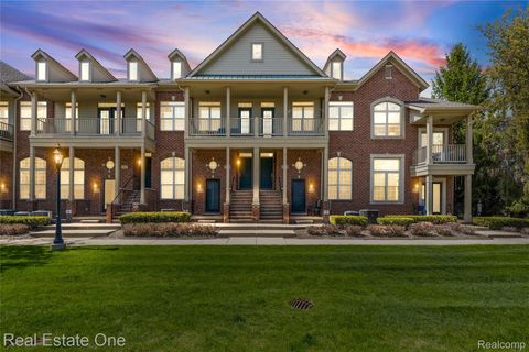 160 Sandy Lane Walled Lake City MI 48390