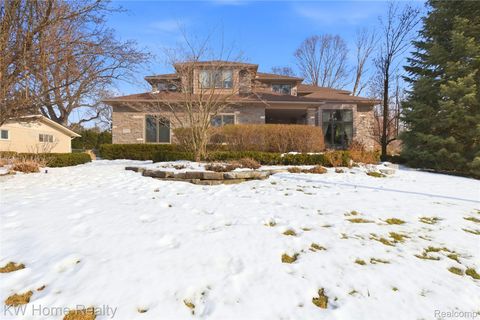 23914 Whittaker Drive Farmington City MI 48335