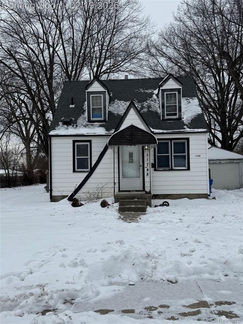 11748 Carney Street Warren City MI 48089