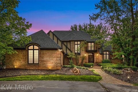 2863 MEADOWOOD LANE Bloomfield Charter Township MI 48302