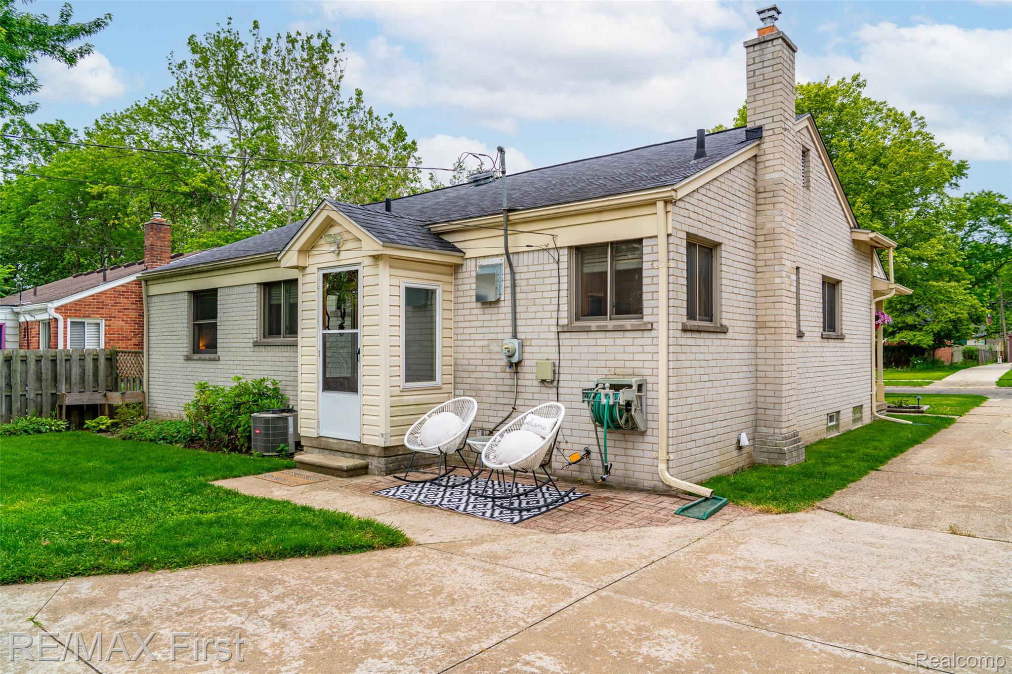 24024 Colchester Drive