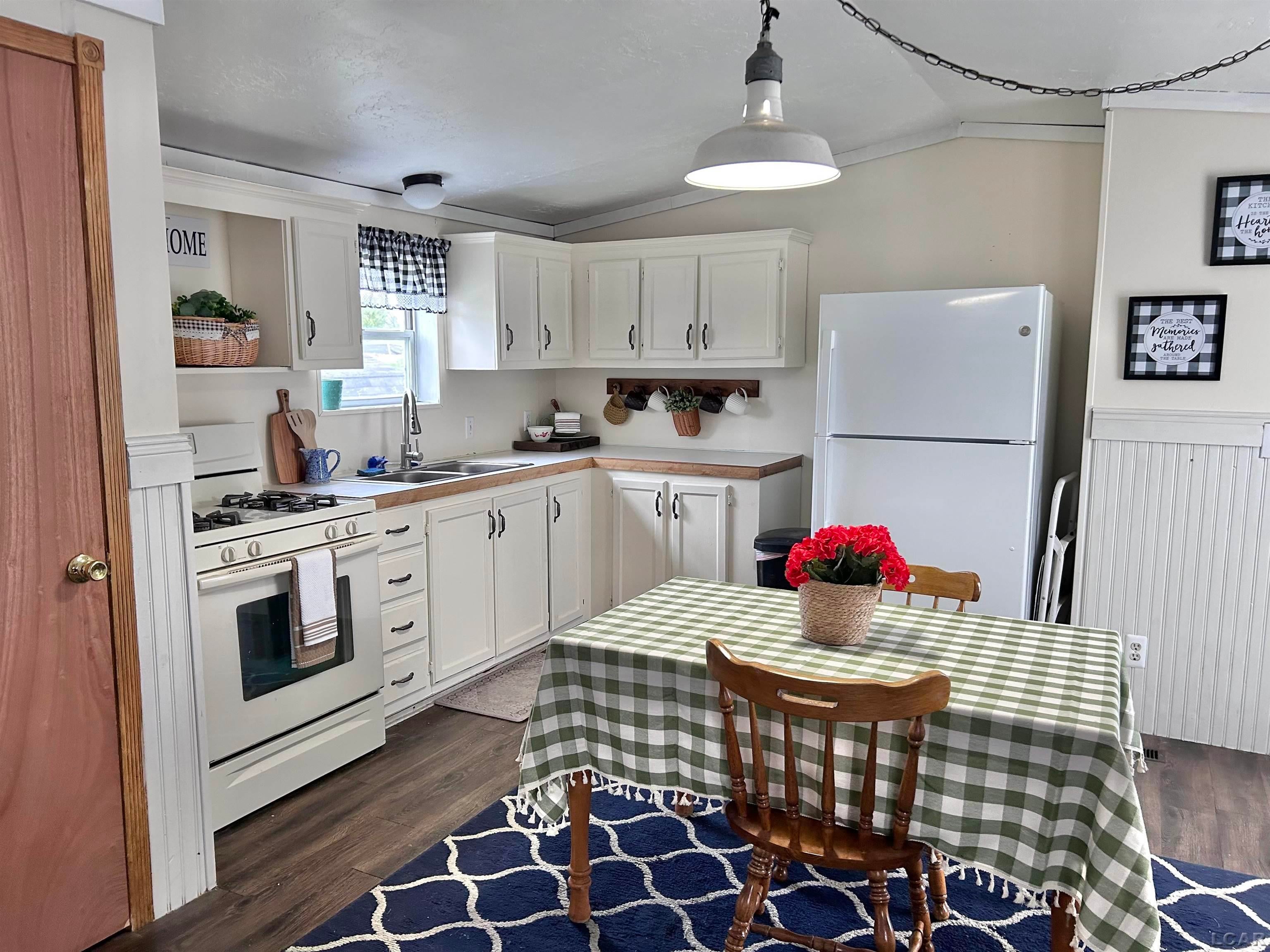 101 Hibbard Lot 26 Street