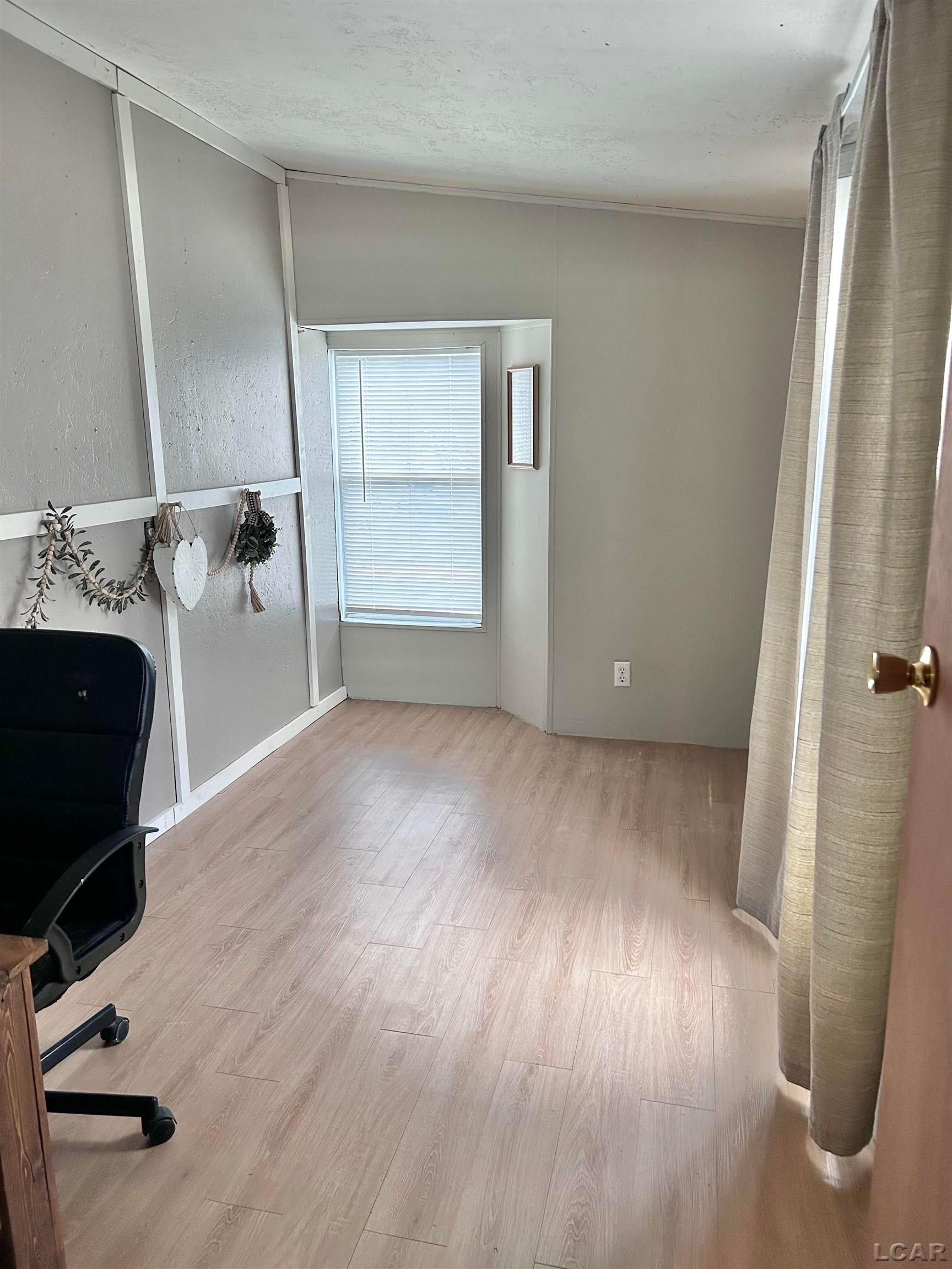 101 Hibbard Lot 26 Street