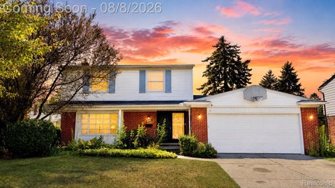 30121 Woodhouse Drive Warren City MI 48092