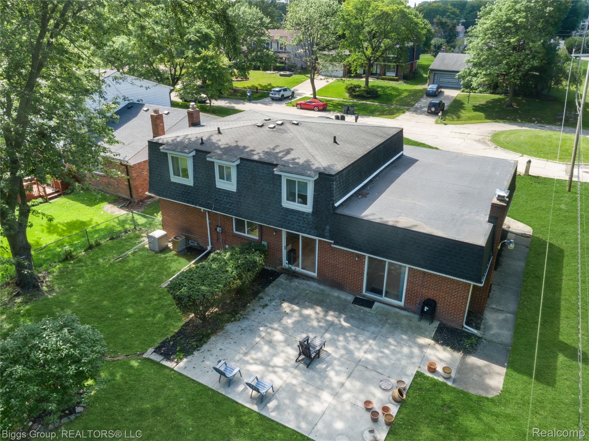 26207 Meadowbrook Way