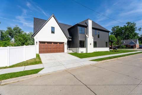 Tiny photo for 503 GIRARD Avenue, Royal Oak City, MI 48073 (MLS # 20261041330)