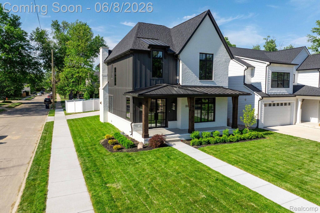Photo of 503 GIRARD Avenue, Royal Oak City, MI 48073 (MLS # 20261041330)