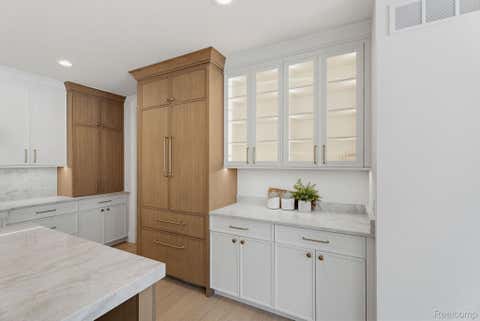 Tiny photo for 503 GIRARD Avenue, Royal Oak City, MI 48073 (MLS # 20261041330)