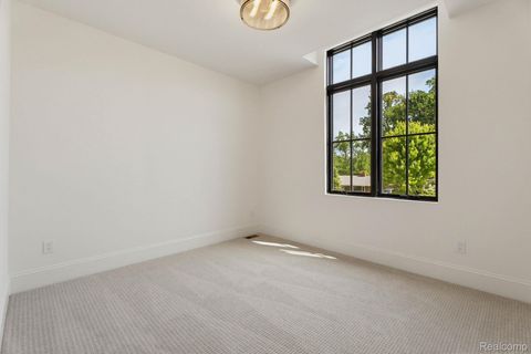 Tiny photo for 503 GIRARD Avenue, Royal Oak City, MI 48073 (MLS # 20261041330)