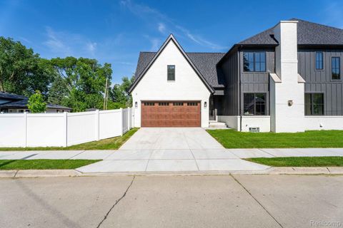 Tiny photo for 503 GIRARD Avenue, Royal Oak City, MI 48073 (MLS # 20261041330)