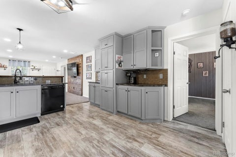 Tiny photo for 5846 Balfour Avenue, Allen Park City, MI 48101 (MLS # 20261084892)